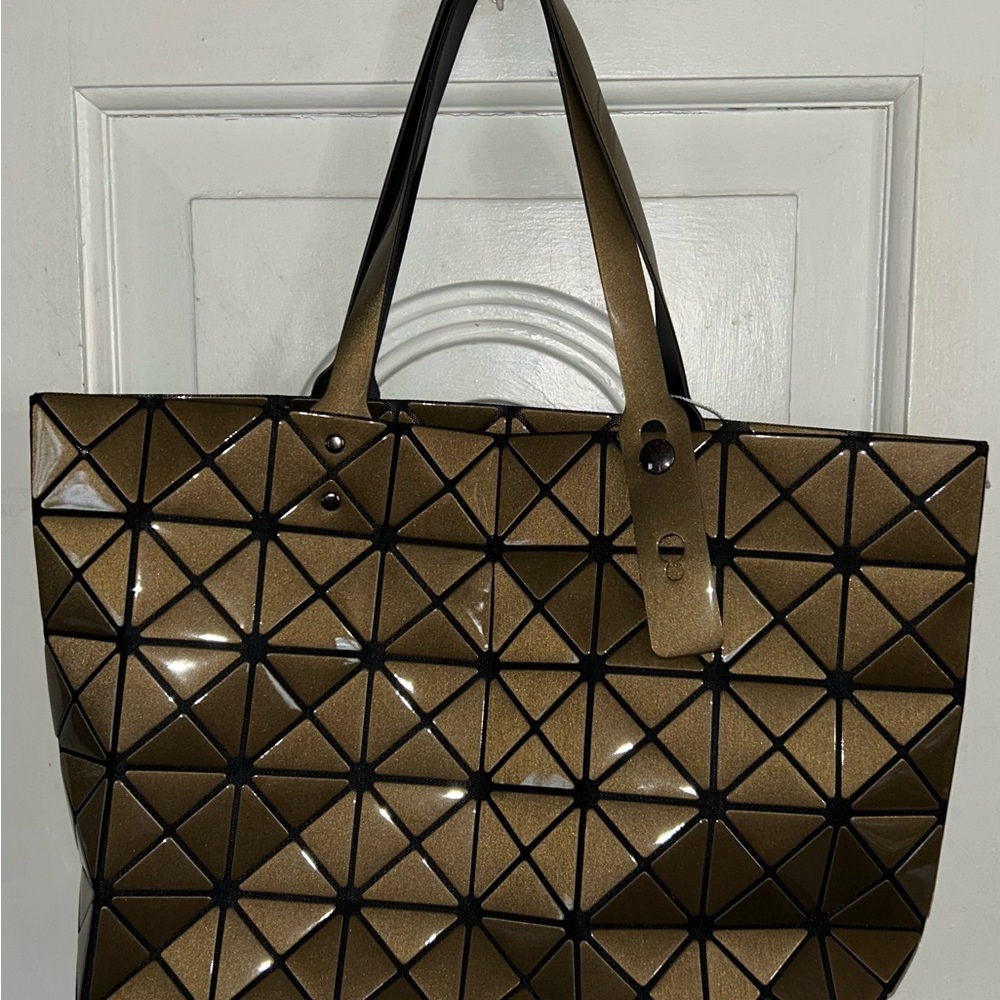 Geometric Metallic Bronze Tote Bag New